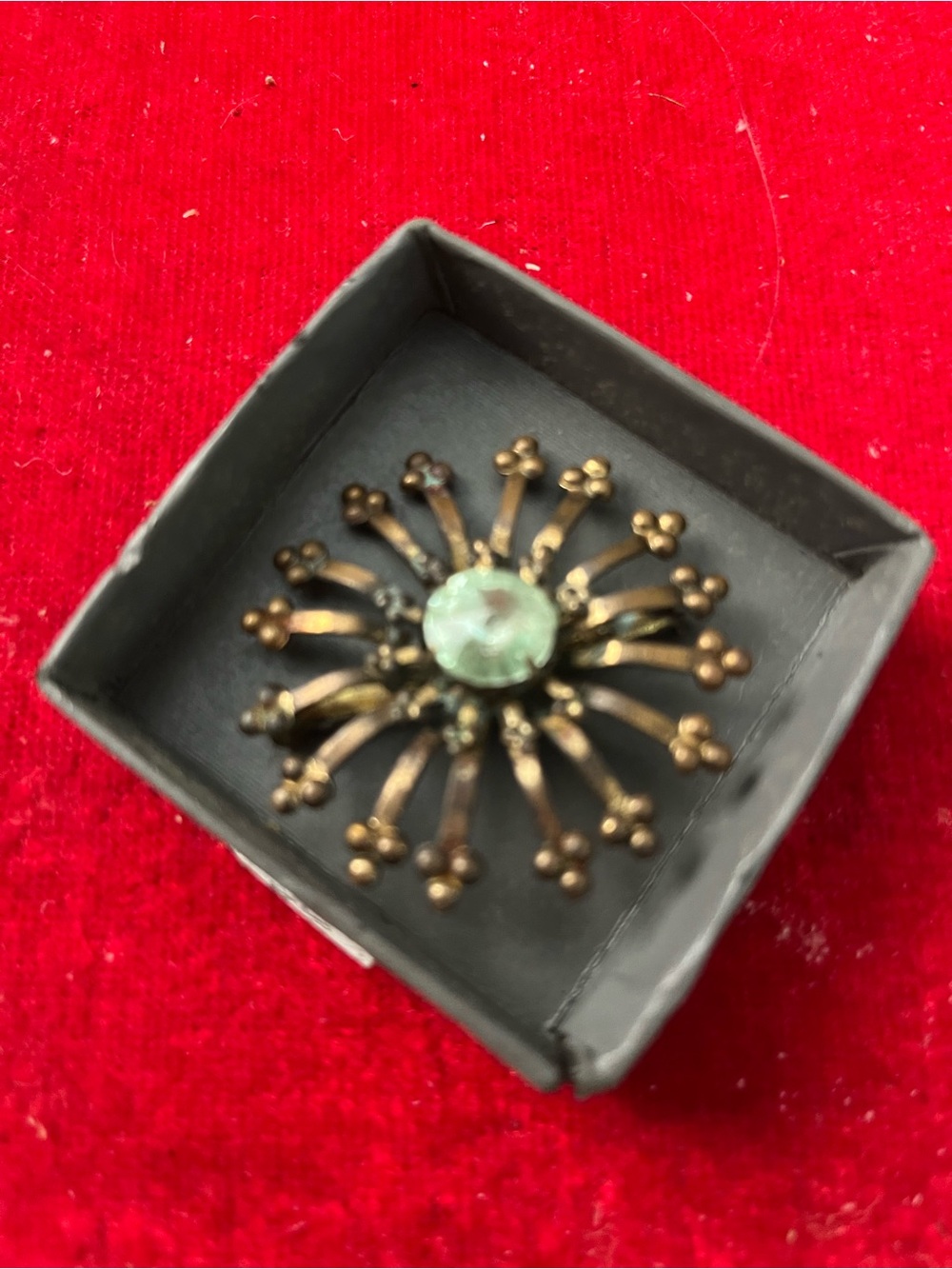 Antique-Style Bronze Floral Sunburst Brooch with Green Center
